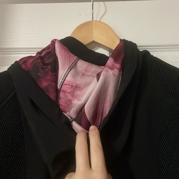 Point Zero Collection lightweight functional jacket - Picture 8 of 9